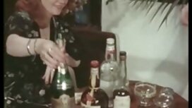 Hậu môn sâu hơn với  ...