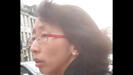 Em họ dâm trên giườn ...
